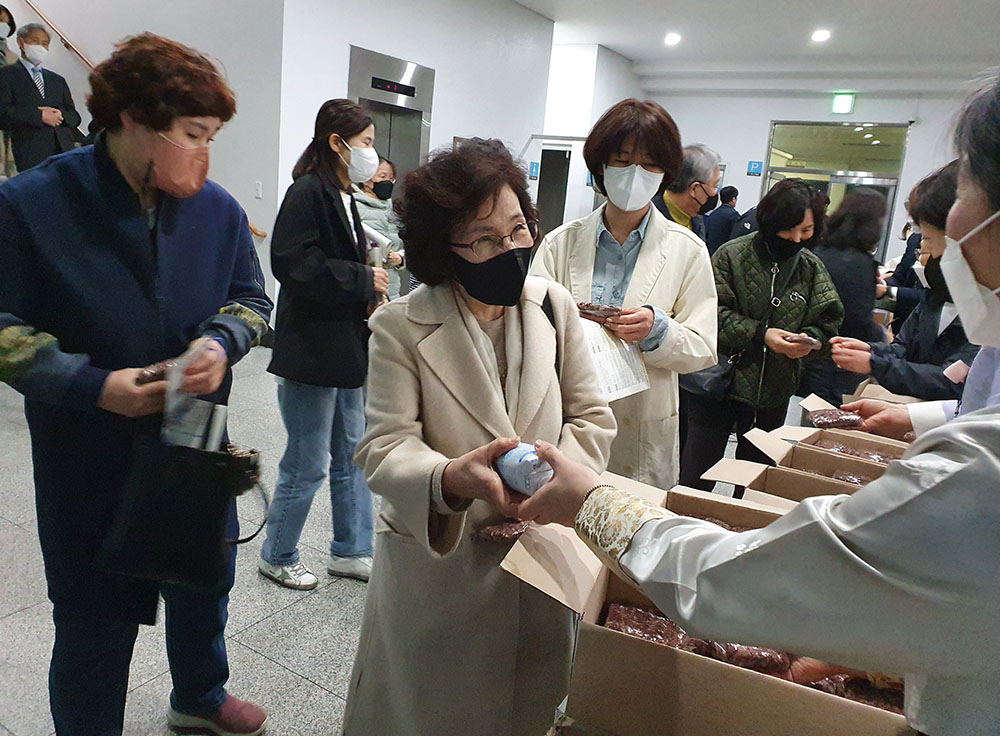 선물 1-1000.jpg