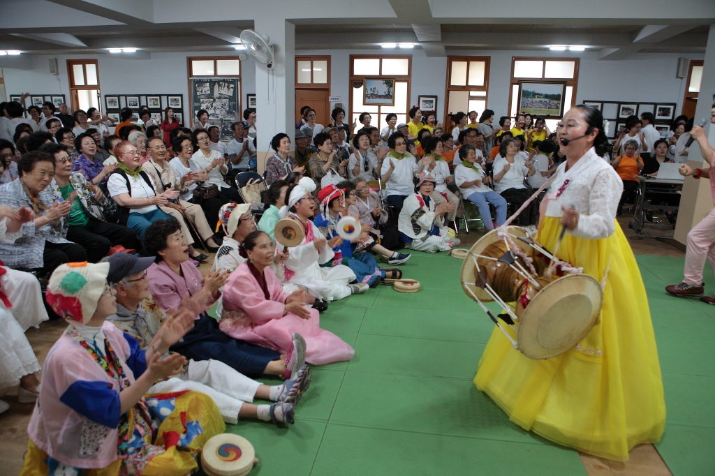 20190623수정성당본당의날행사004.JPG