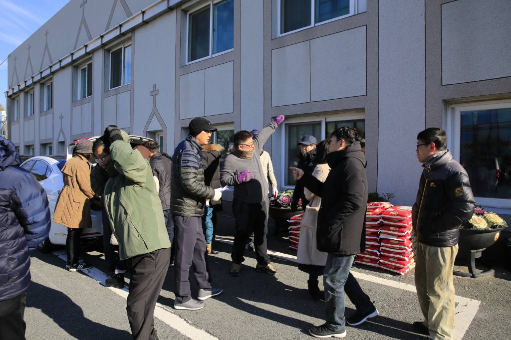 20181208부산가톨릭사진가협회아미성당봉사012.JPG