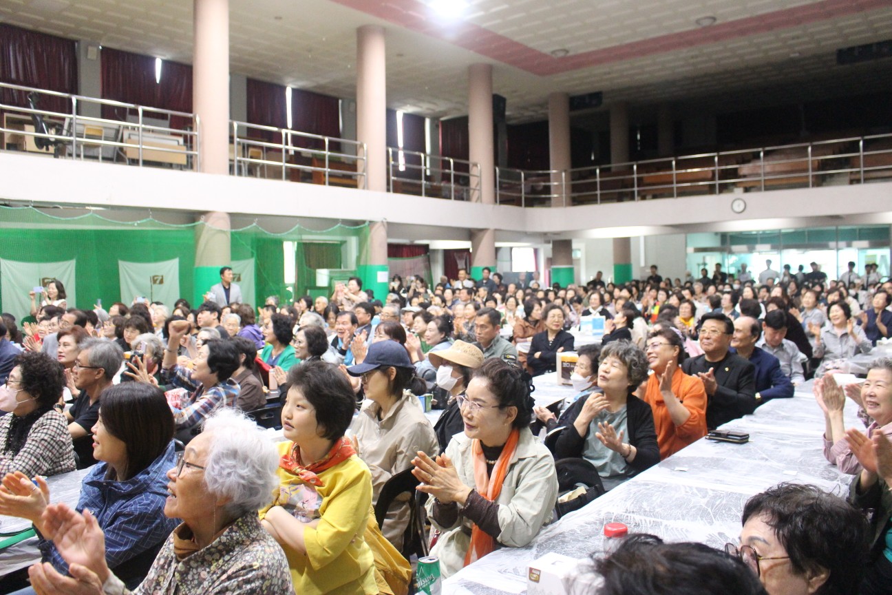 IMG_5577_copy_1296x864.jpg