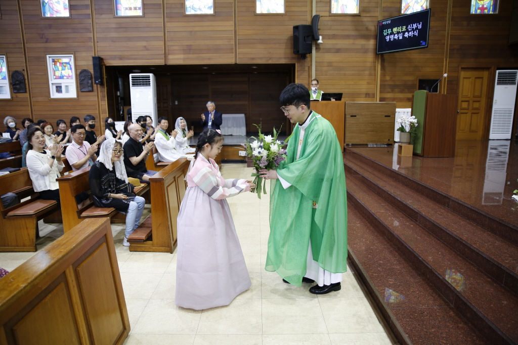 [크기변환]2023-07-09 김무 헨리코 신부님 축일 (06).JPG