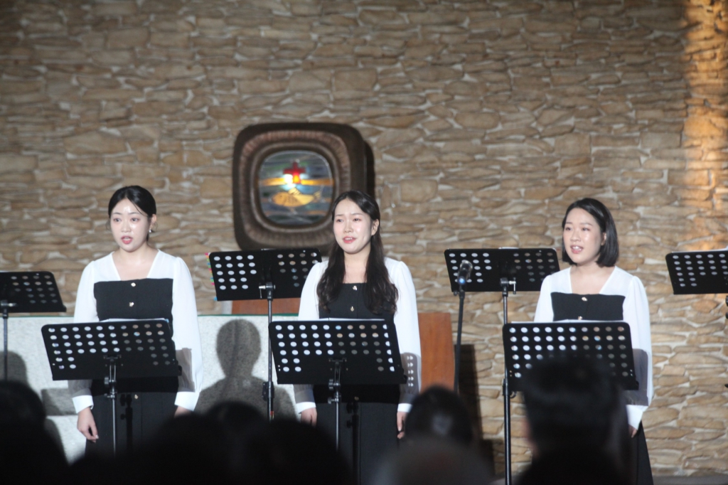 IMG_3290_copy_2246x1497.jpg