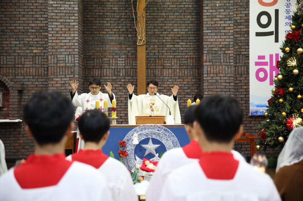 2019-12-25 성탄 대축일 (041)_크기변경.JPG