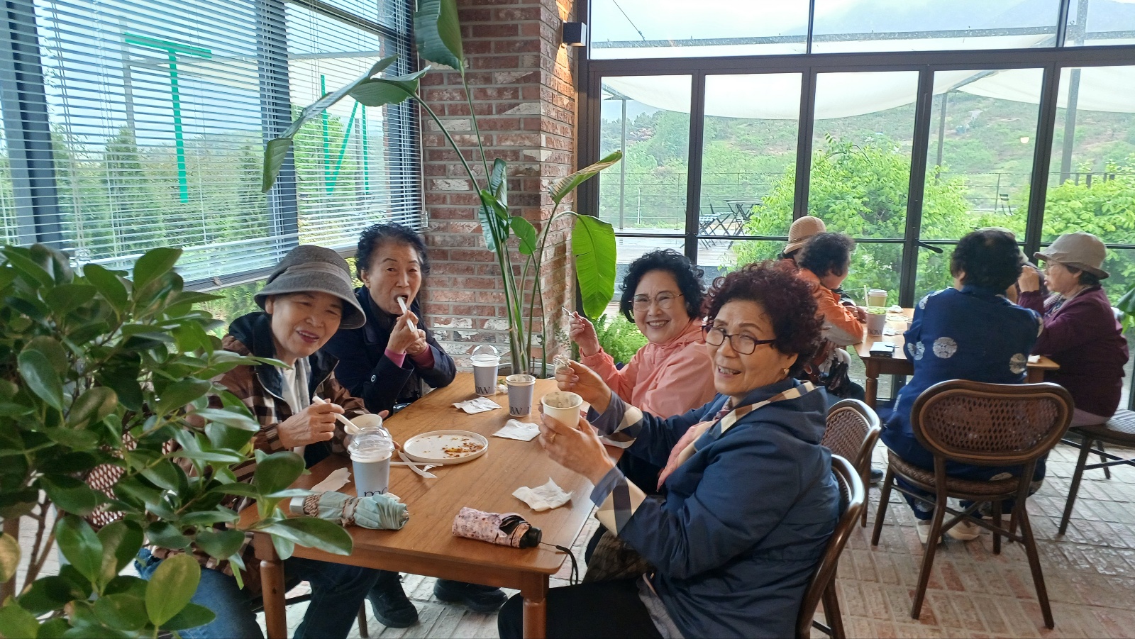 KakaoTalk_20250502_162842635_06.jpg
