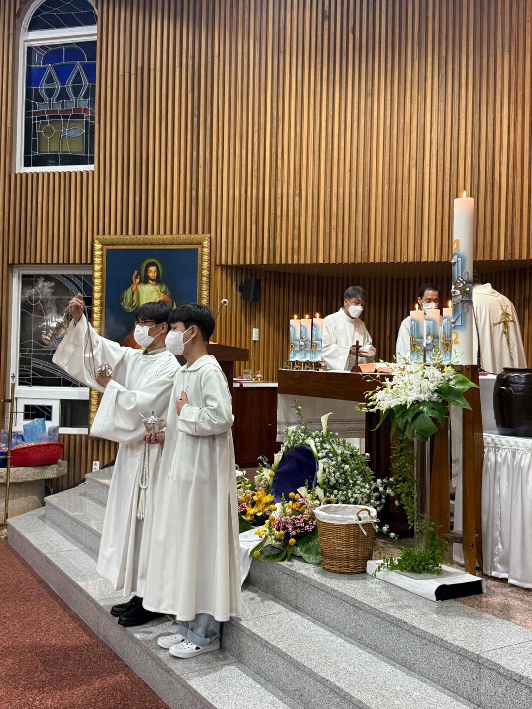 1745070611476-13.jpg