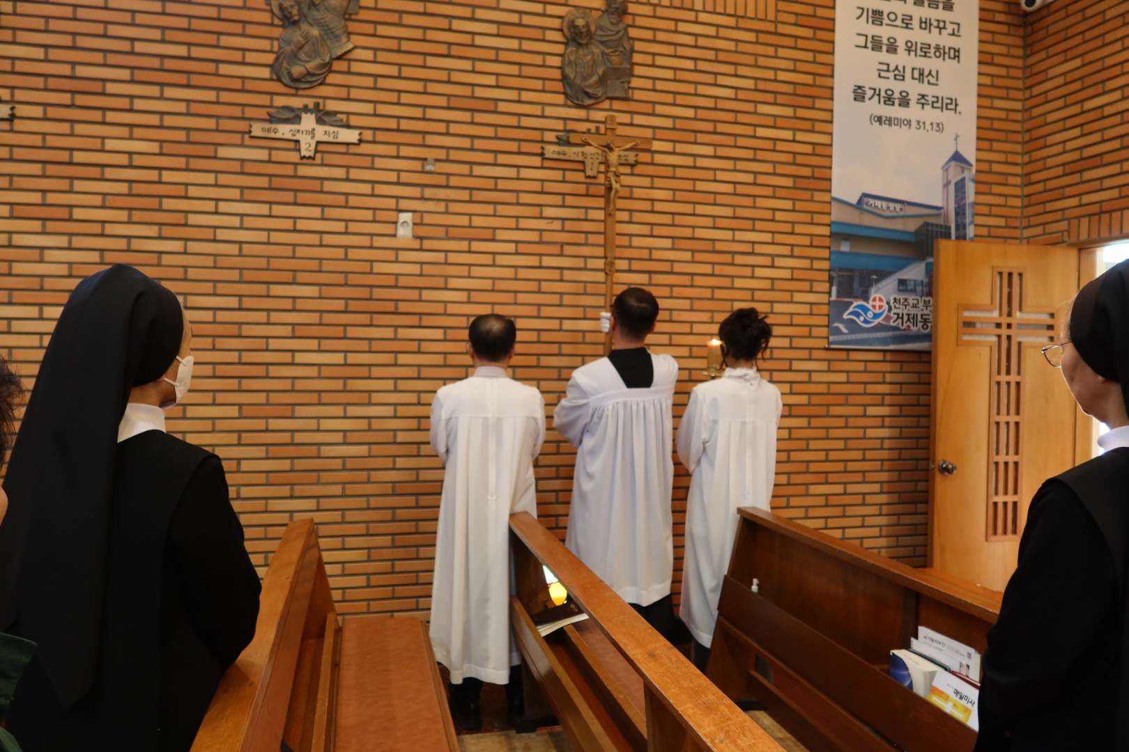 2025년 성금요일 십자가의 길 (5).jpg