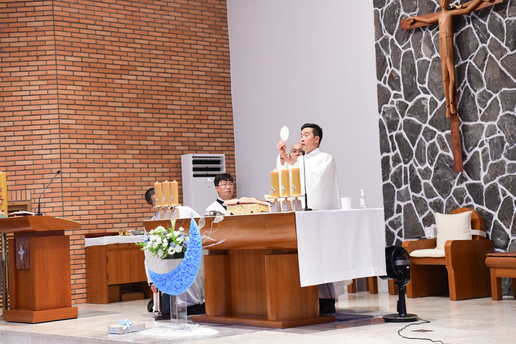 2024년 세례식(성모 승천 대축일) (6).jpg
