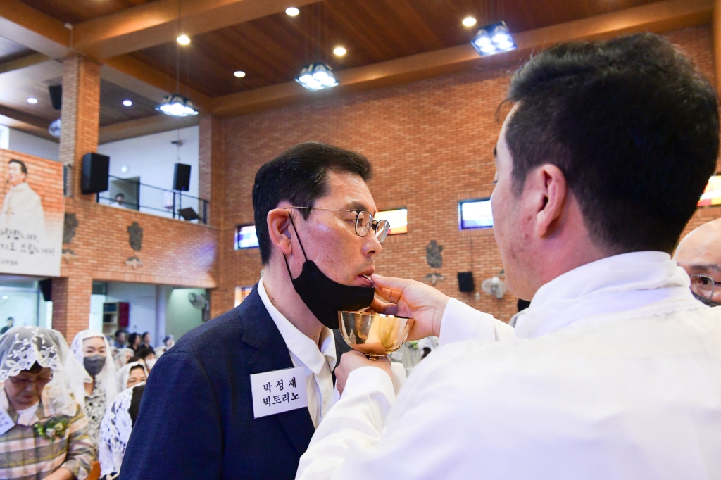 2024년 세례식(성모 승천 대축일) (7).jpg