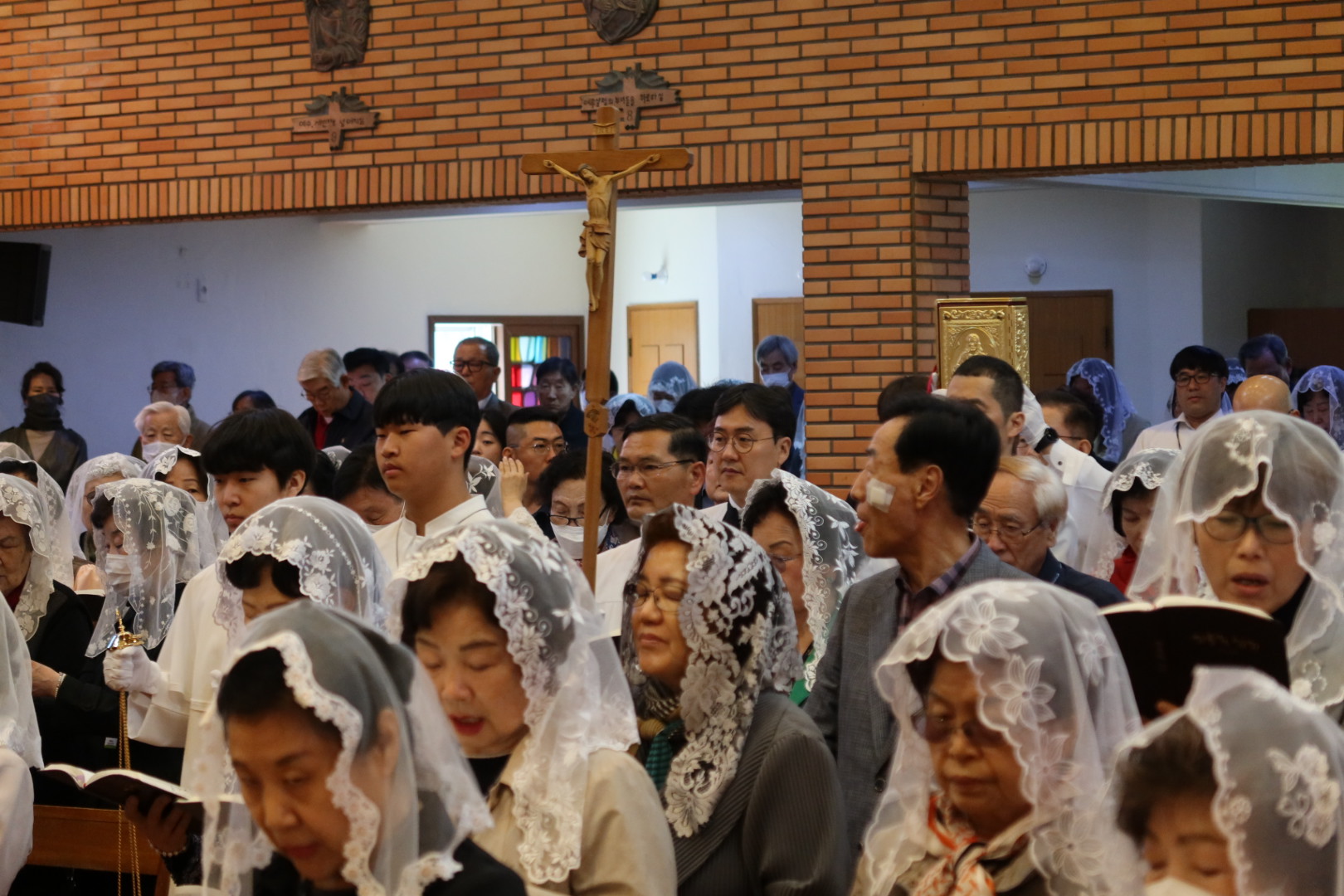 2025년 5월 첫 주 미사(신입 복사 입단식) (3).jpg