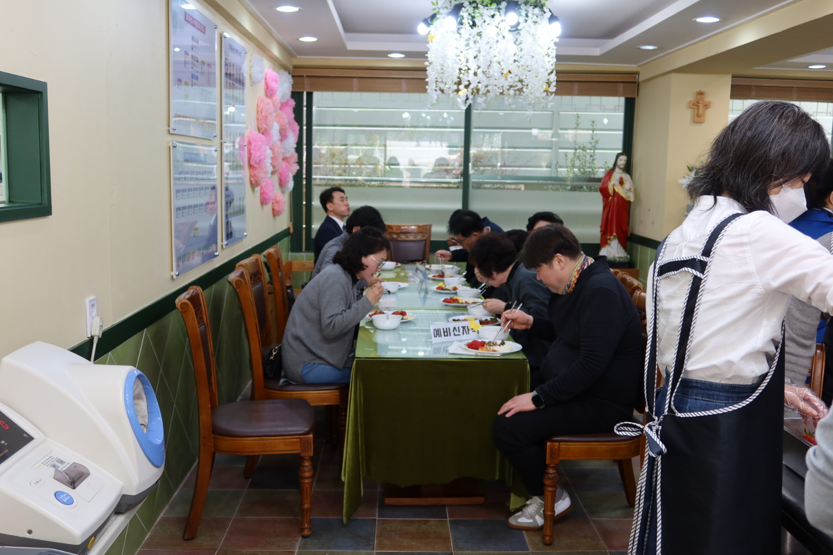 2025년 부활대축일 낮미사 (134).jpg
