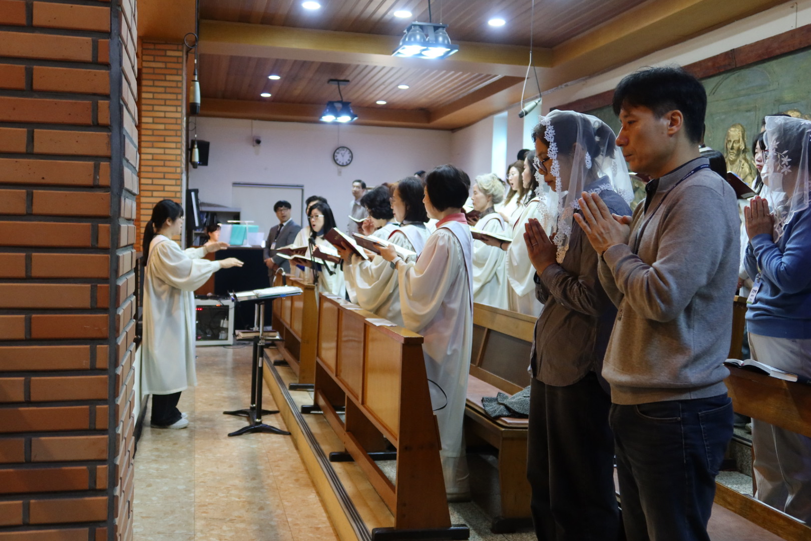 2025년 부활대축일 낮미사 (18).jpg