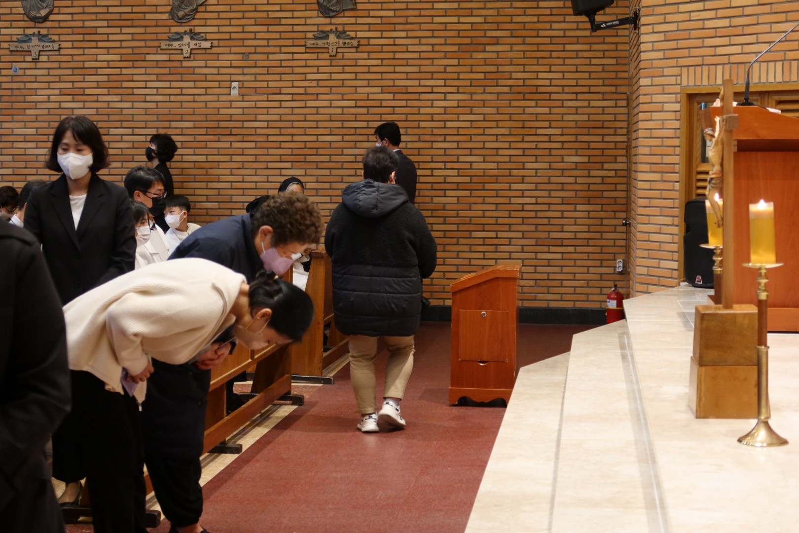 2023년 주님수난 성금요일 (40).jpg