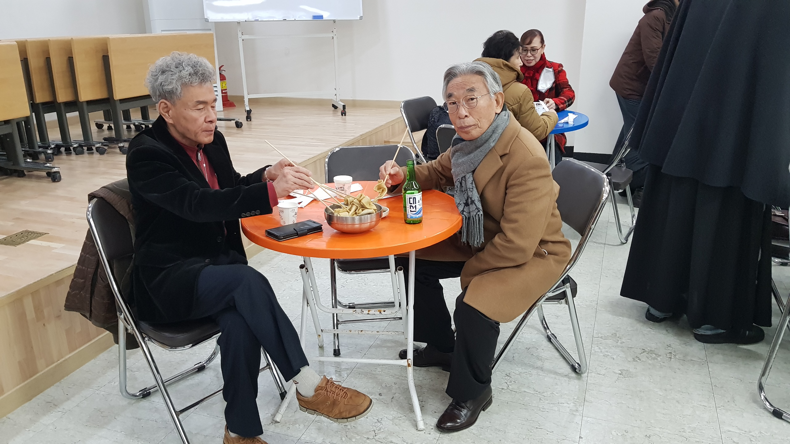 KakaoTalk_20230101_174055648_08.jpg