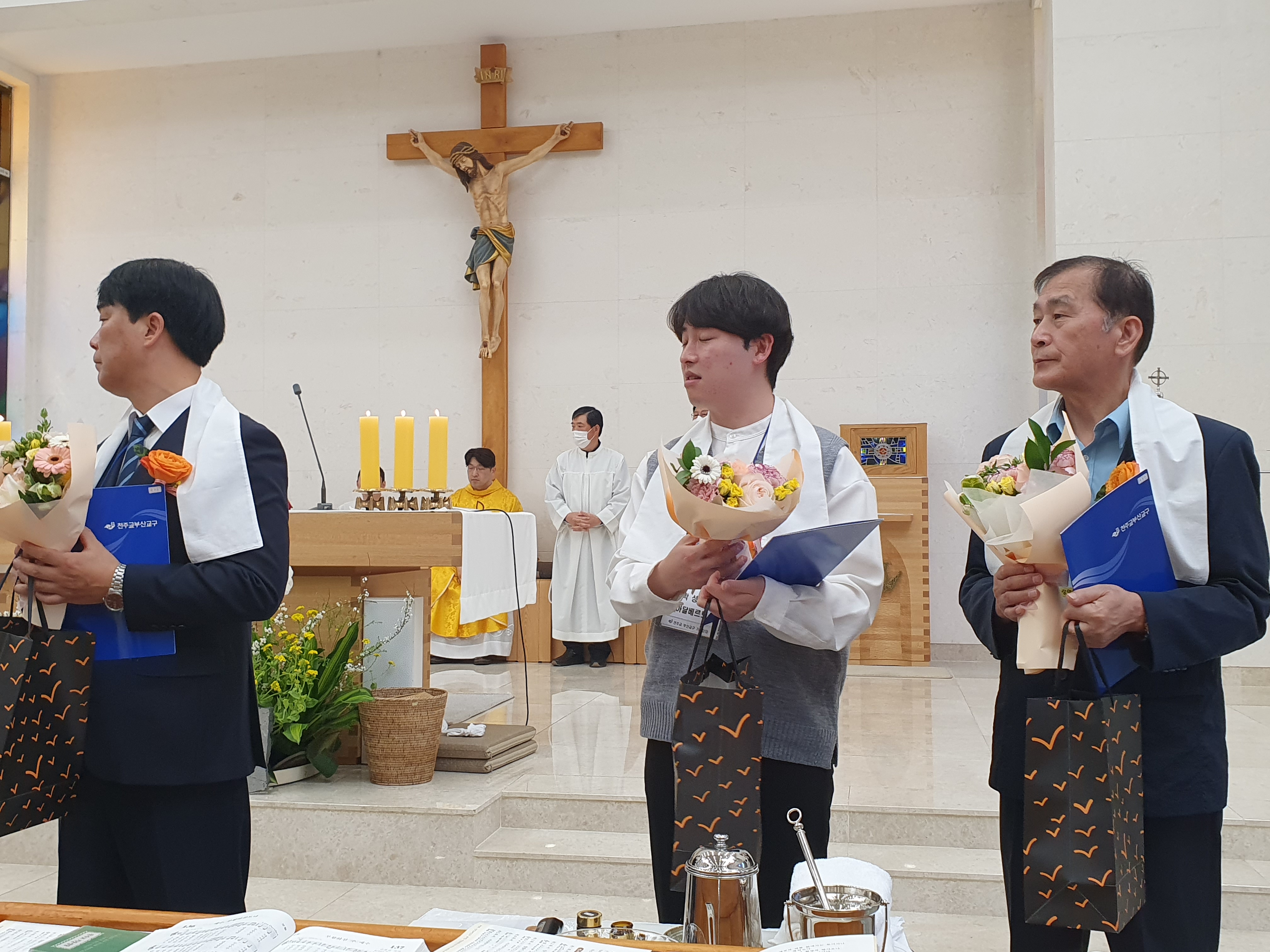 KakaoTalk_20230412_195749315_26.jpg
