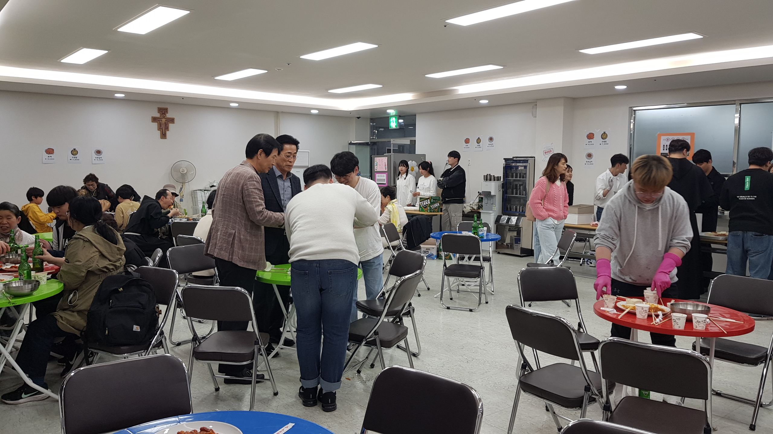 KakaoTalk_20230412_210209903_27.jpg