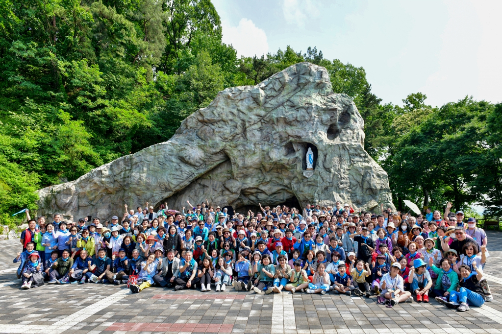 20230611몰운대성당본당의날25주년기념성지순례002.jpg