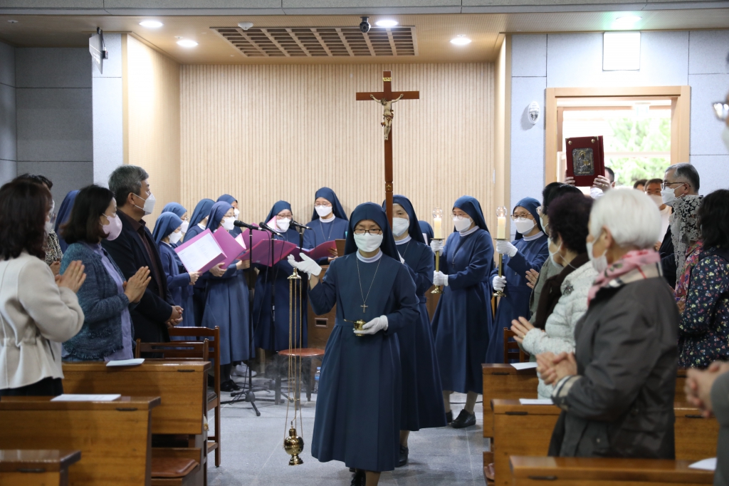 20220326스승예수제자수녀회부산분원축복미사008.JPG