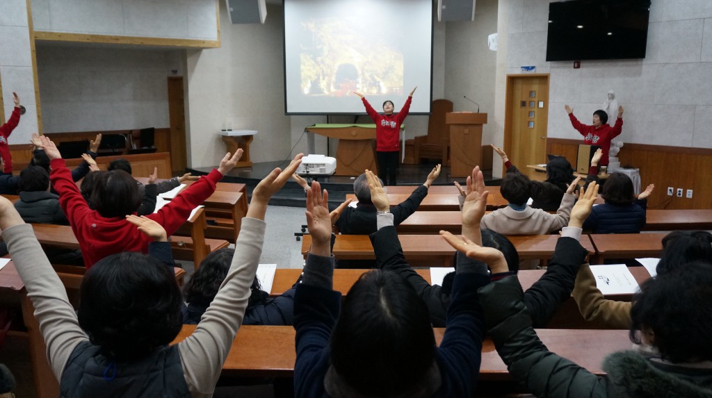 20180212울산대리구노인대학연합회봉사자연수002.jpg