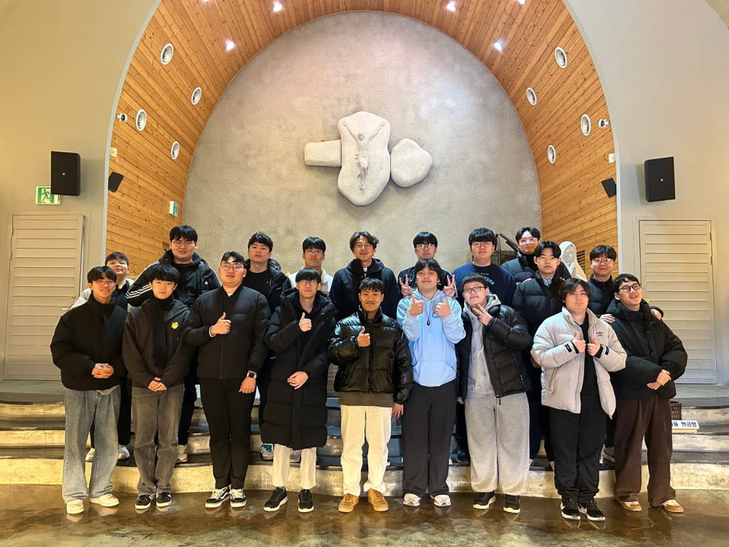 20250118_2026학년도신학교지원자동계피정002.jpg