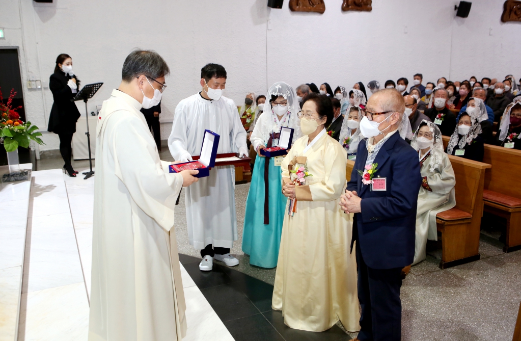 20221120전포성당본당설립50주년기념미사131.JPG