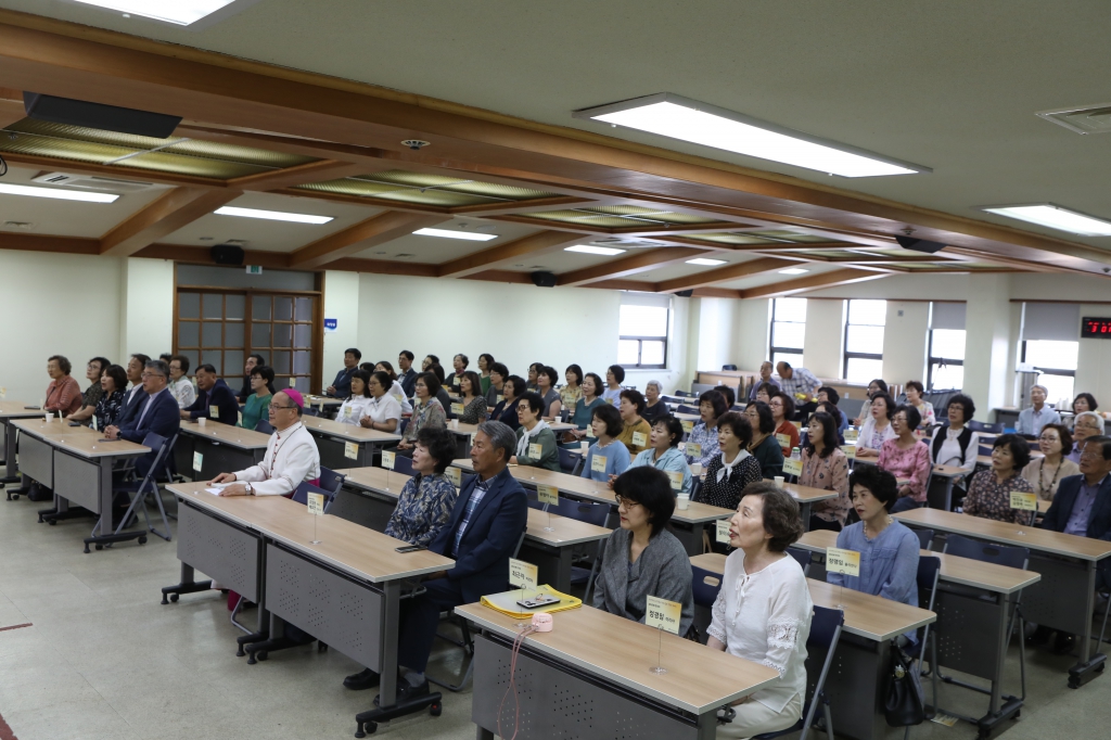 20190705전국성지순례완주자축복장수여식010.JPG