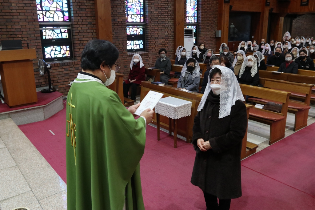 20230130장산성당성경구절정하여암송하기축복장수여식002.jpg