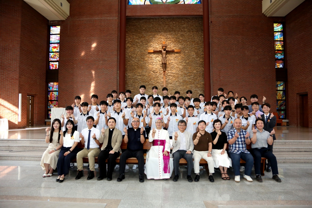 20240913학교법인성모학원합동견진성사021.jpg