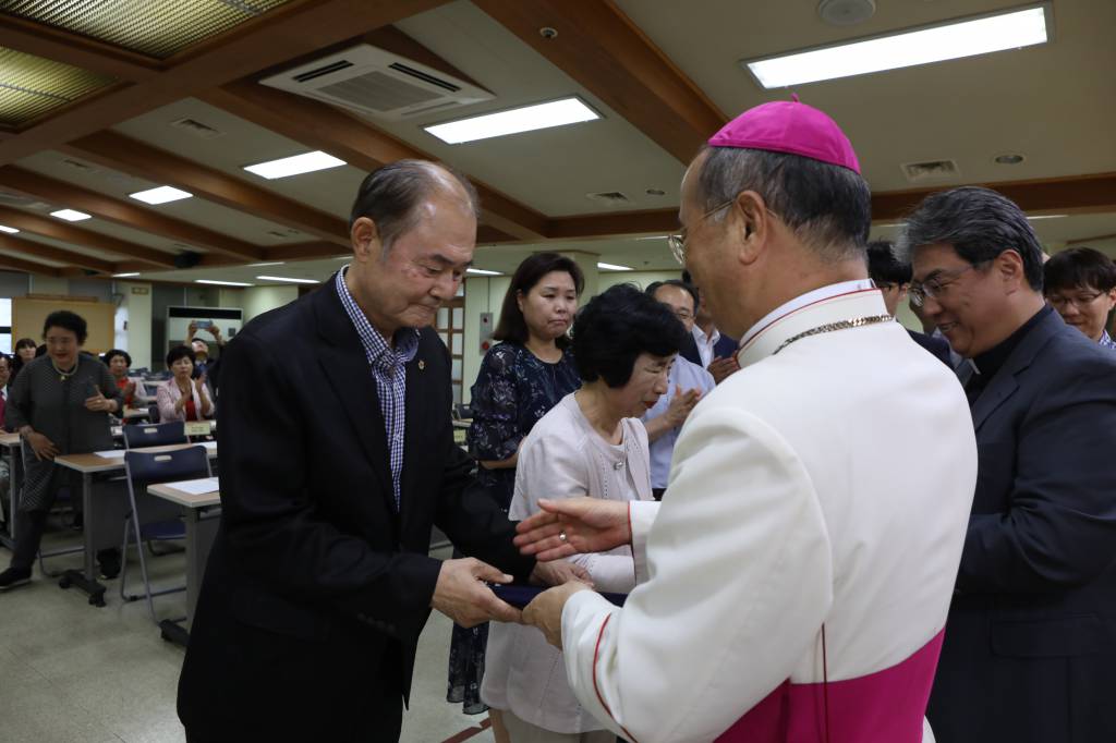 20180706한국천주교성지순례축복장수여식033.JPG