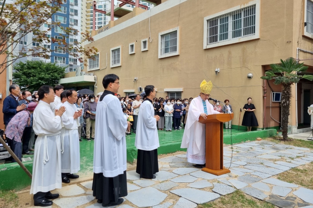 20230625사하성당별관및성모동산축복식.jpg