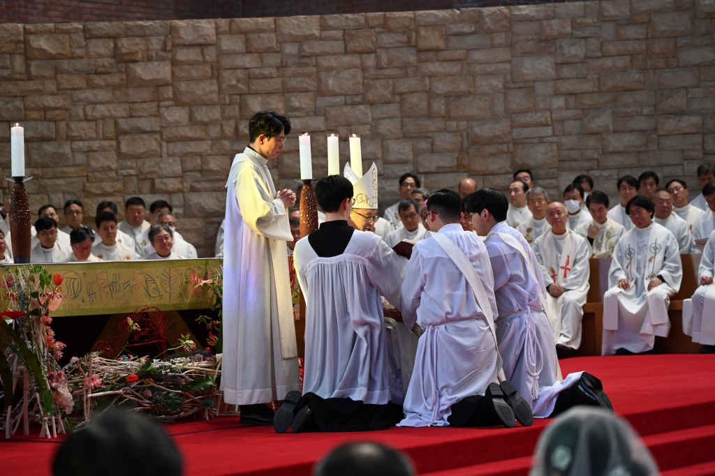 사제로 선발된 이의 서약.JPG