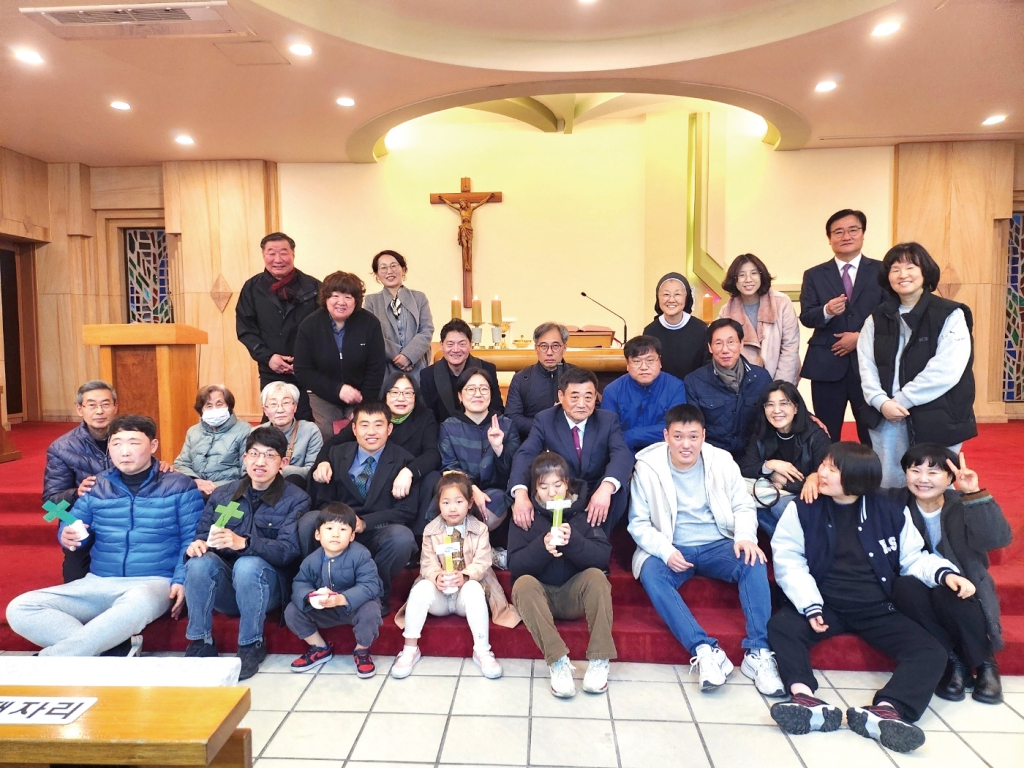 단체사진.jpg