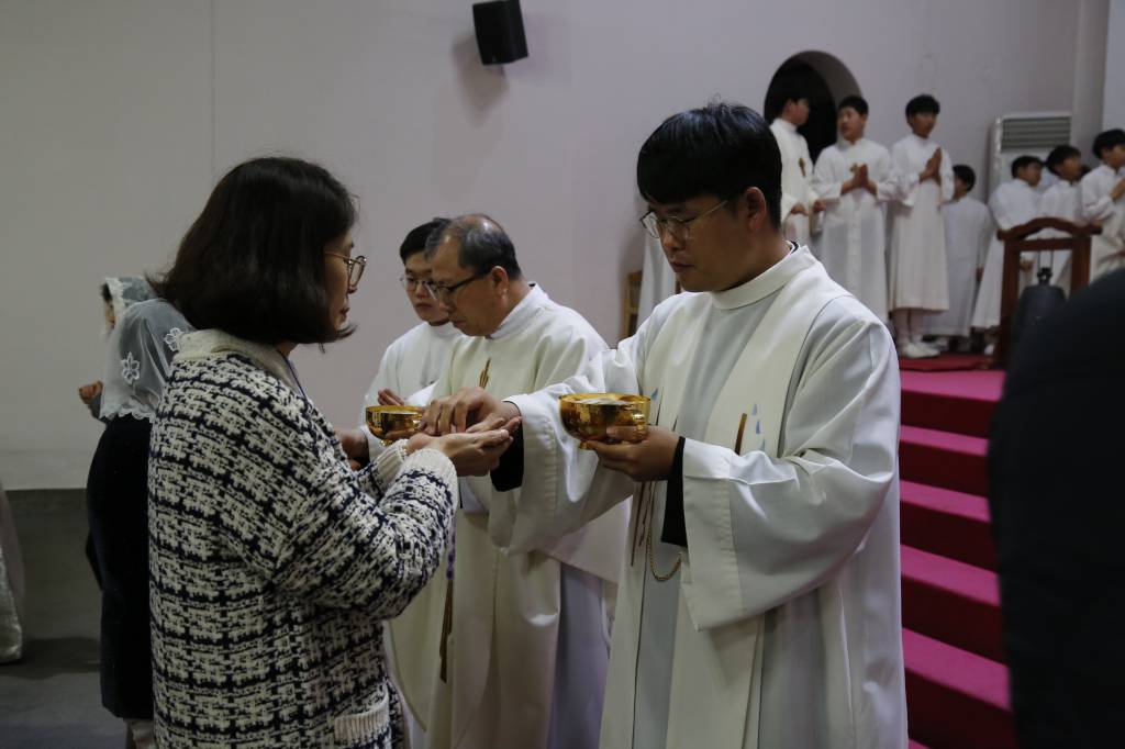 성토요일288.JPG