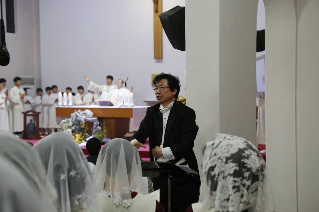 성토요일260.JPG