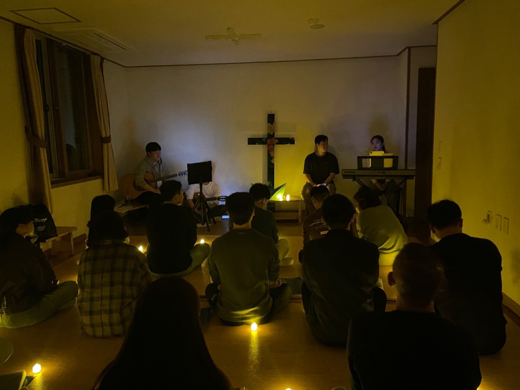 BandPhoto_2023_03_12_17_14_00.jpg