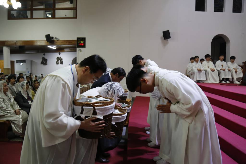 성토요일200.JPG