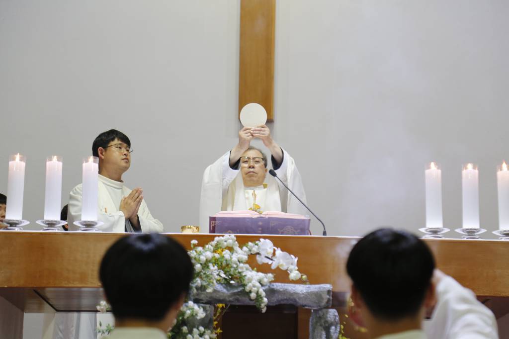 성토요일230.JPG