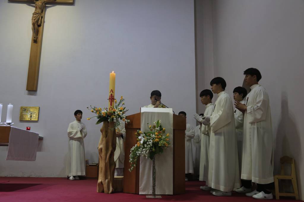 성토요일35.JPG