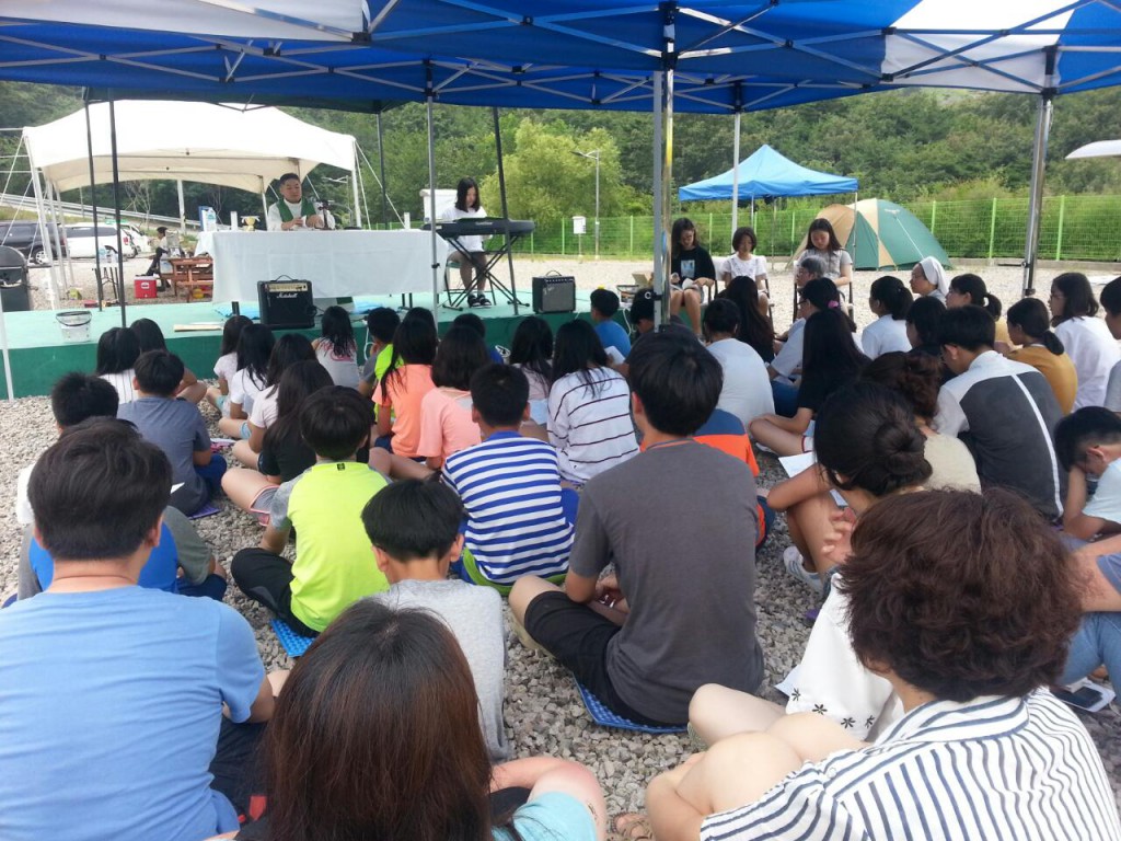 2017 여름신앙학교 거제동BandPhoto_2017_07_25_00_53_05s.jpg