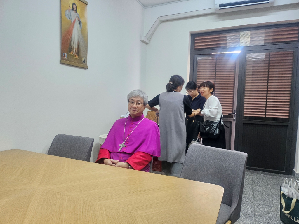 KakaoTalk_20250225_000113060_07.jpg