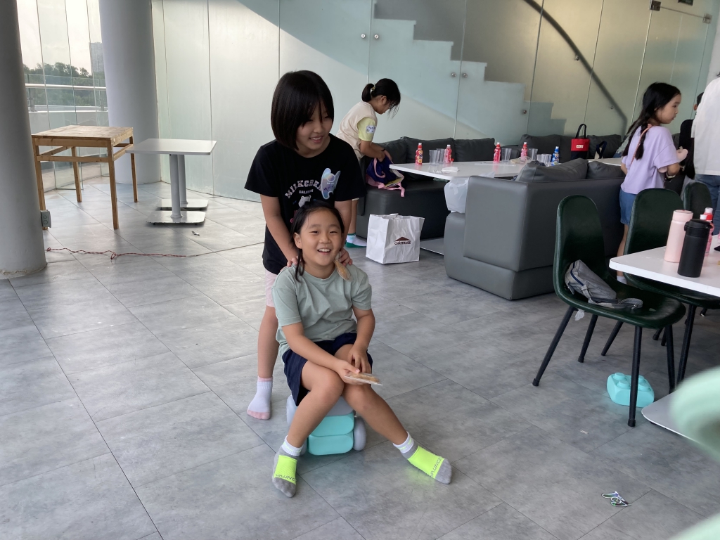 KakaoTalk_20241123_165858031_06.jpg