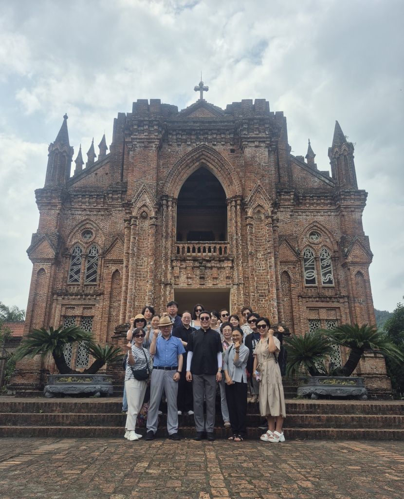KakaoTalk_20251009_210152700_10.jpg