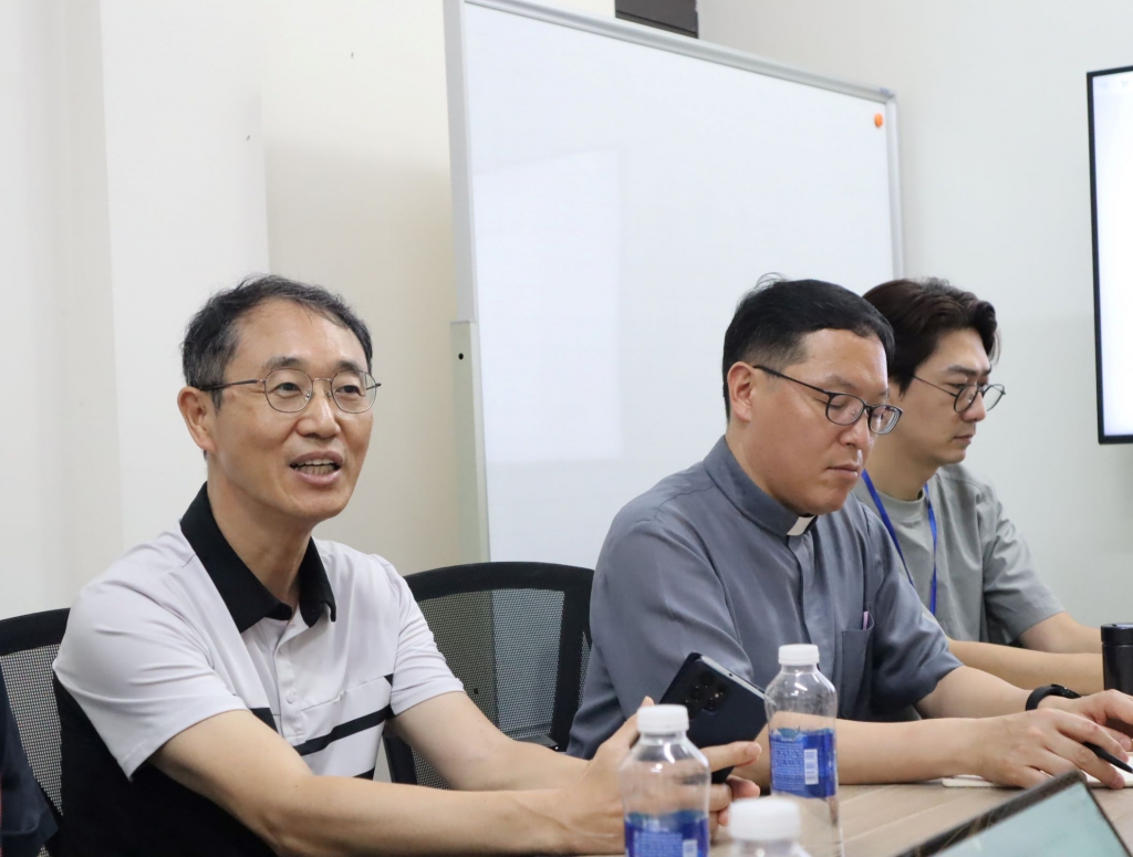상임2.jpg
