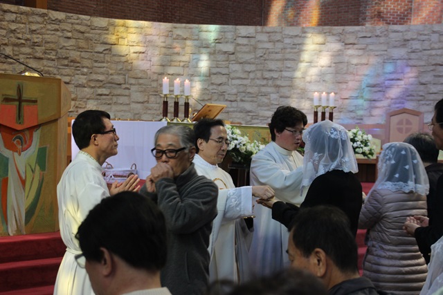 yBSAgjPZ_1448249925_214[1].jpg