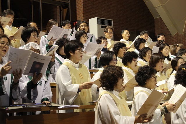 xkG6ryfa_1448722002_370[1].jpg