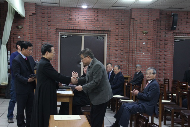uvyi9AGa_1421625298_b004-116[1].jpg