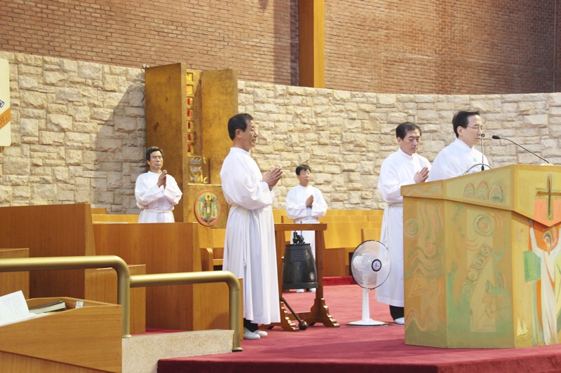 y8hROQu6_1412564072_005-792[1].jpg
