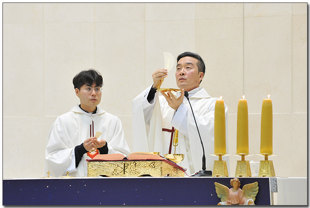 김빈WIN_9747.jpg