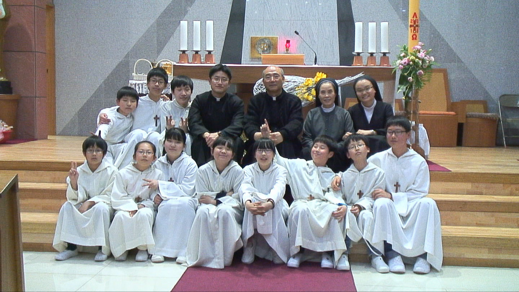 Resize%20of%20캡처한%20정지%20영상%201111[1].jpg
