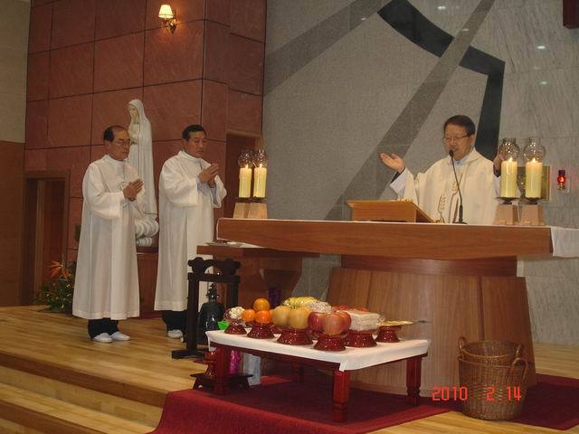 Resize%20of%20010년%20설%20미사-1%20037[1].jpg