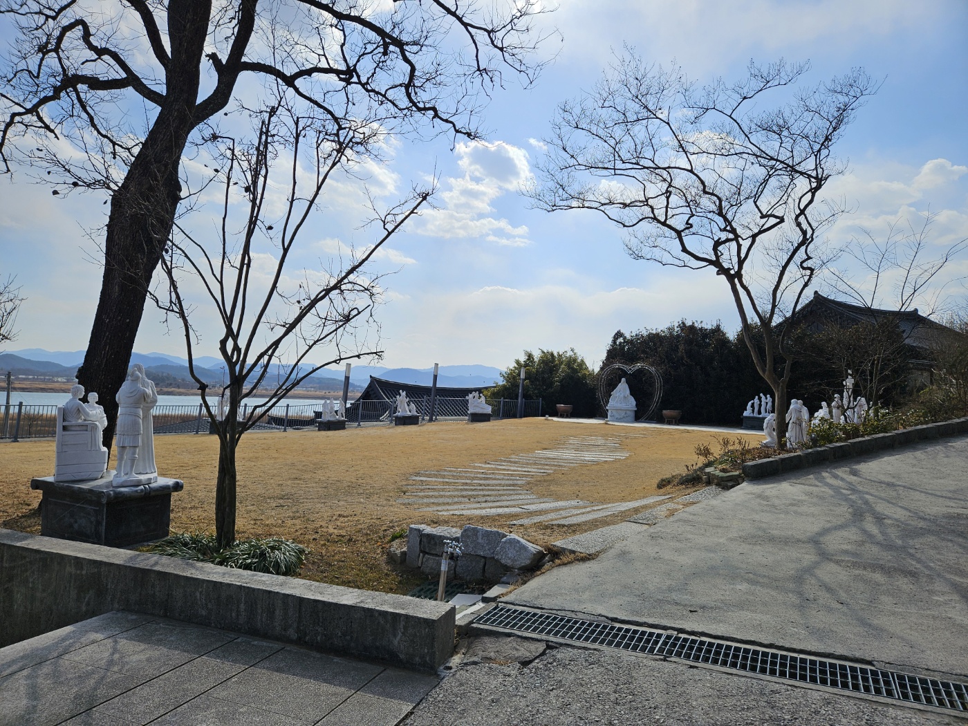 KakaoTalk_20250223_221834438_16.jpg